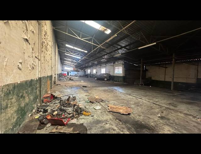 1,000M² WAREHOUSE TO LET IN PRETORIA WEST